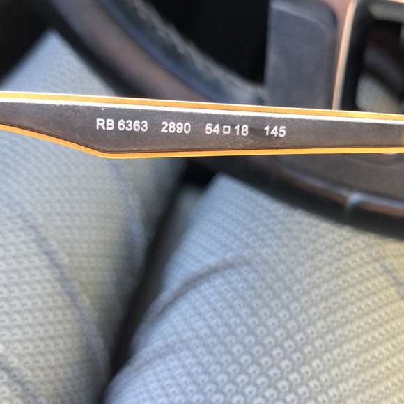 Unisex Ray ban glasses